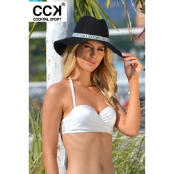 Kép 1/3 - Törtfehér fényes, anyagában cikk-cakk mintás, , push up bandeau bikini felső