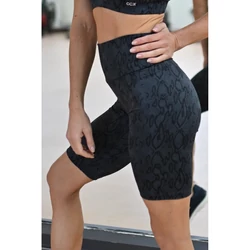 Kép 1/3 - Fekete kígyómintás, magasderekú női fitness biciklis short