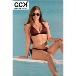 Kép 1/3 - Korall piros csipkés push up háromszög bikini