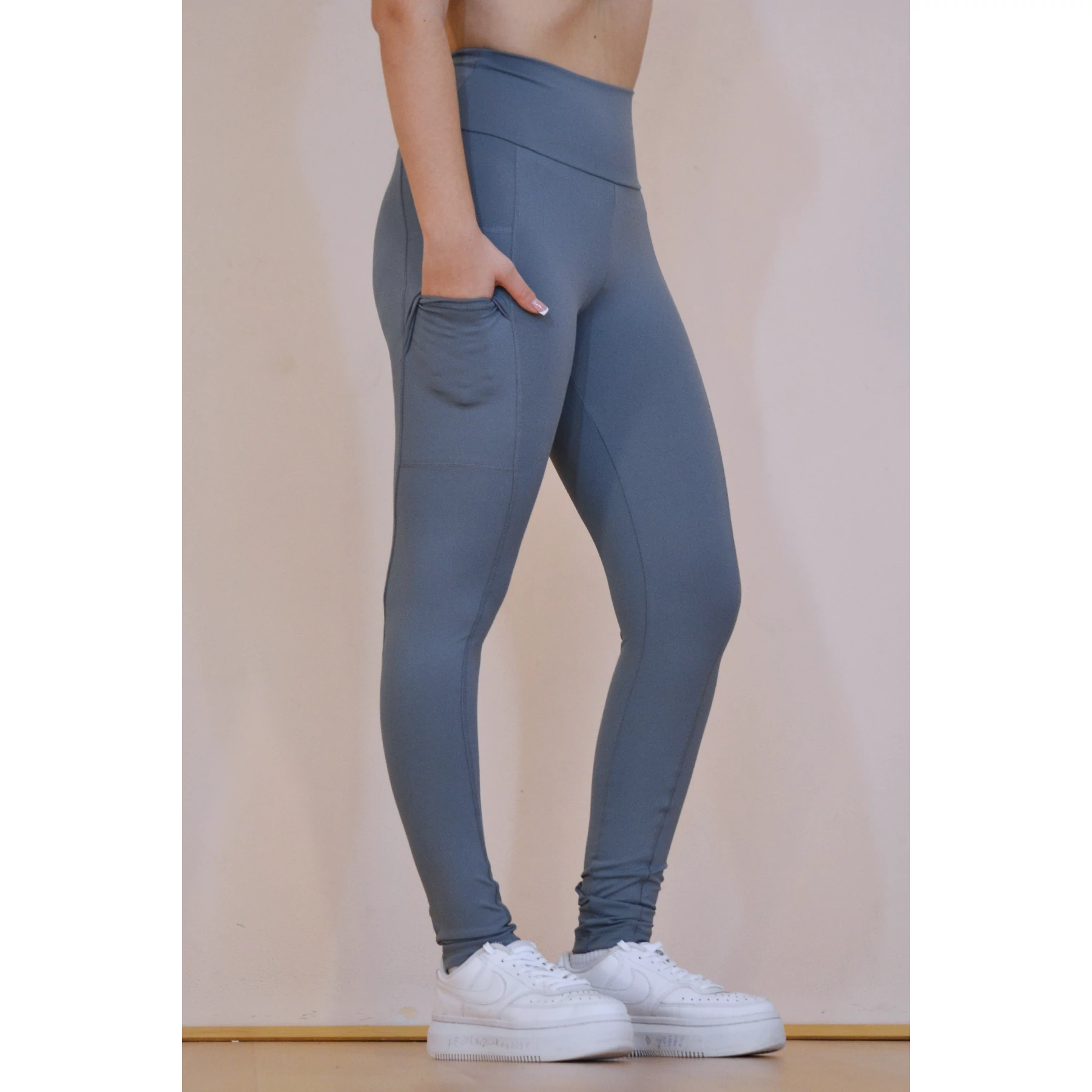 Zsebes, basic magasderekú női fitness sport leggings, galambszürke
